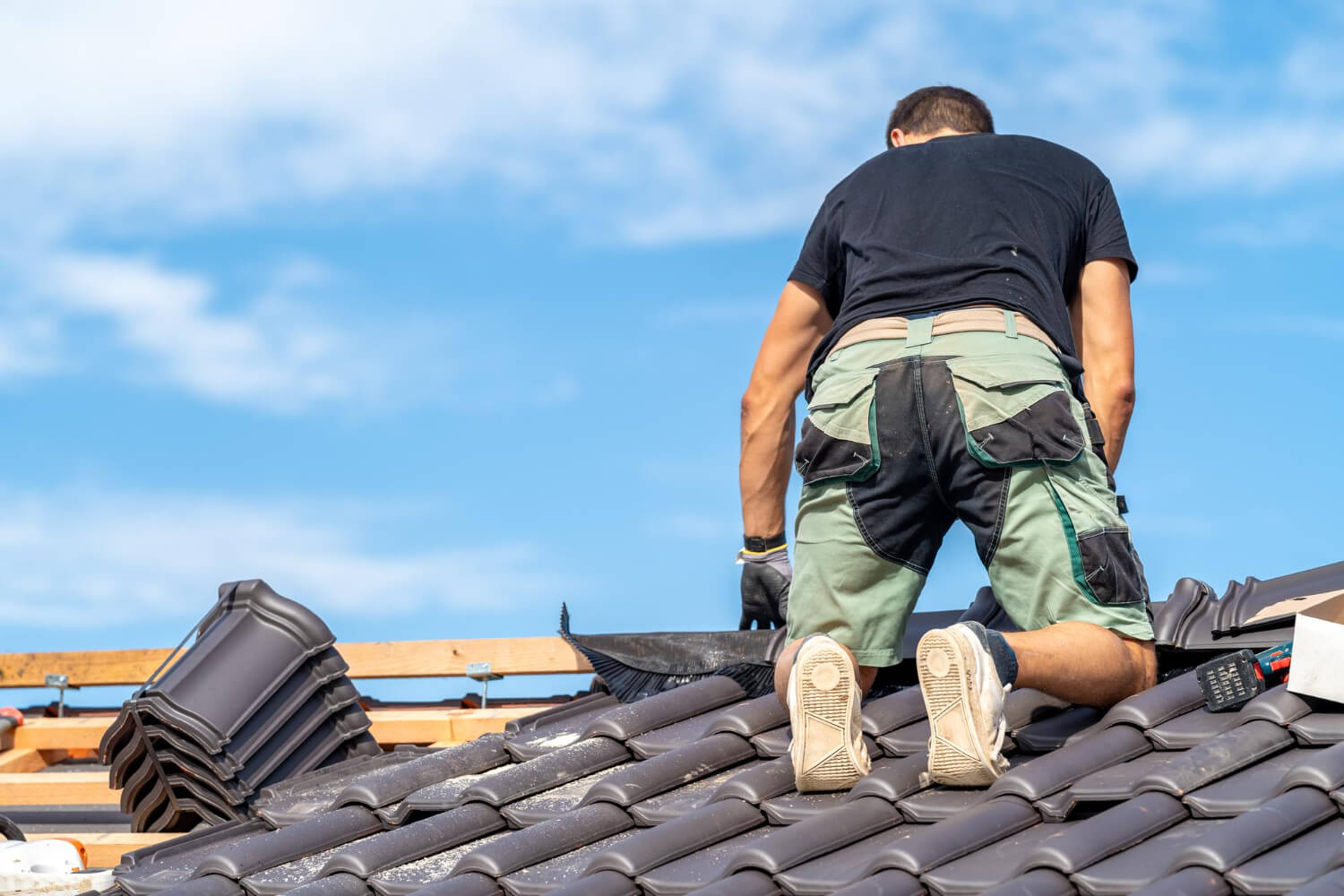 residential roof repair section image