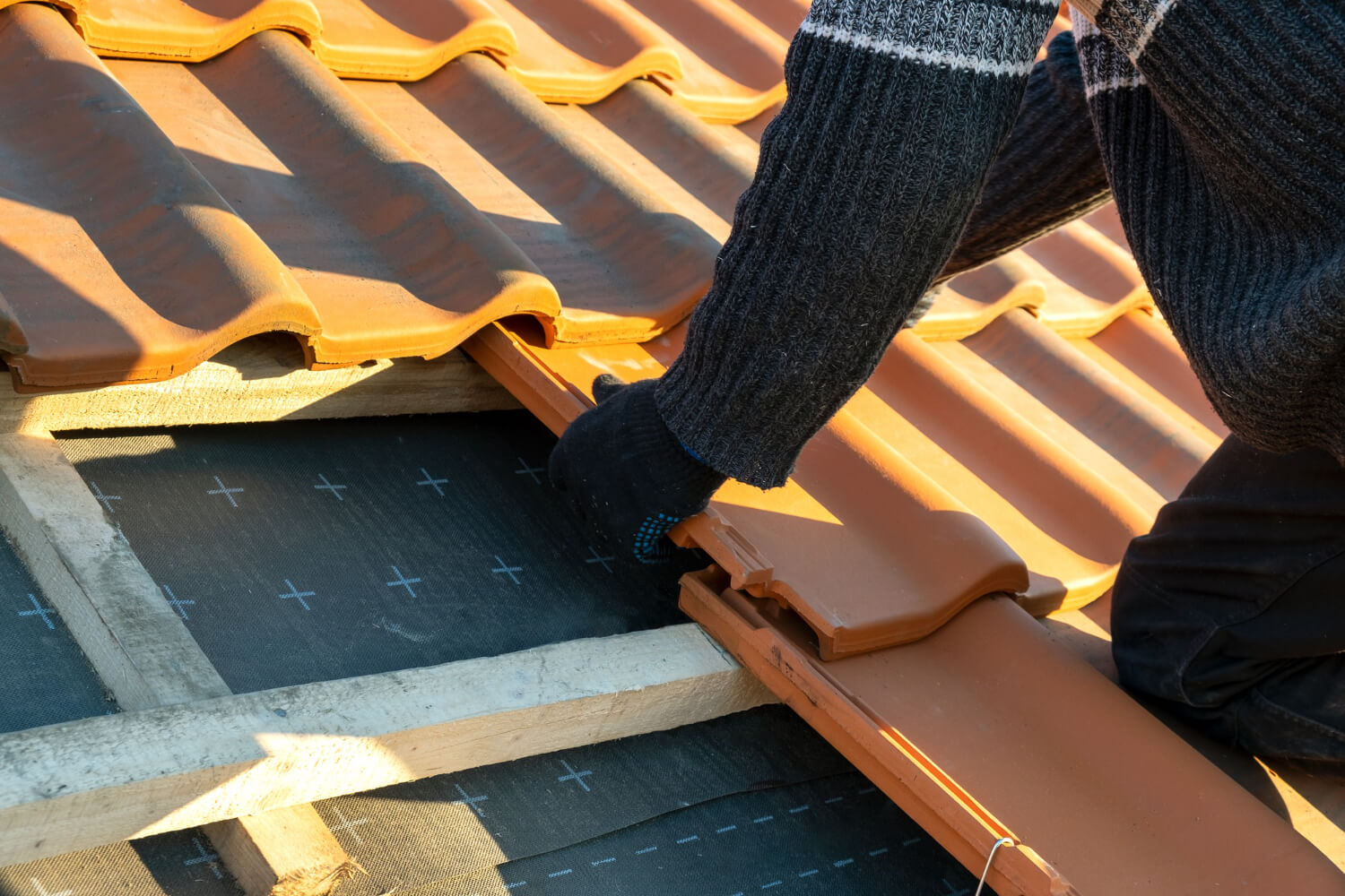 residential roof repalcement row image