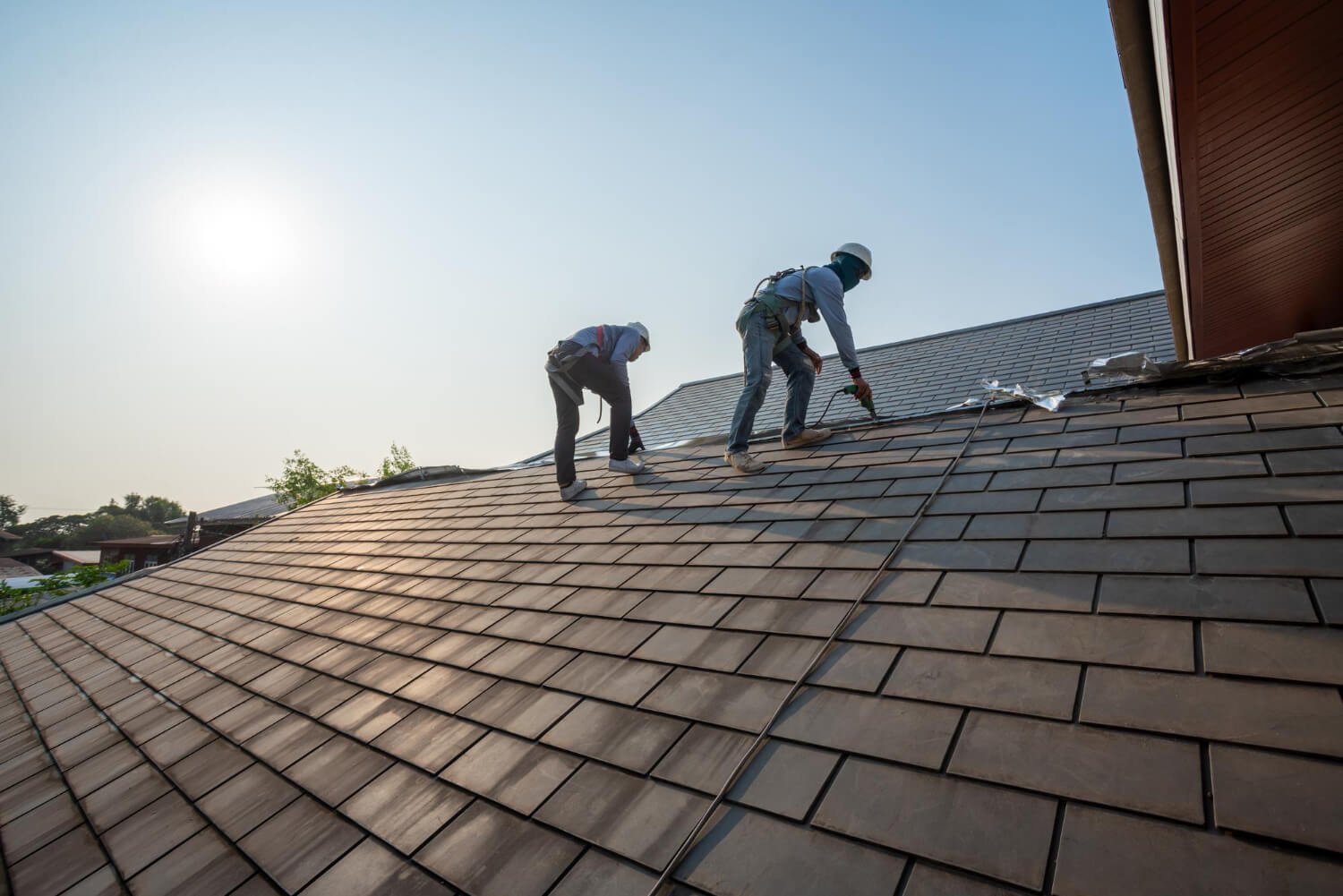 residential roof repalcement row image