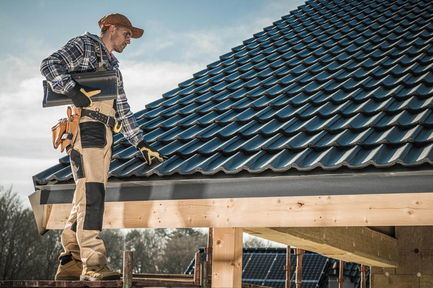 residential roof repalcement row image